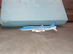 Model Aeroplane Crushed & Jumped on Under Hard Foam, 91kg 👣👣 - Screenshot 11 of 16 - Feet Fetish