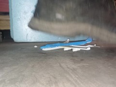 Model Aeroplane Crushed & Jumped on Under Hard Foam, 91kg 👣👣 - Screenshot 14 of 16 - Feet