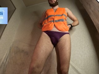 Decided to Clean up after a Long Day on the Construction Site 😏💦