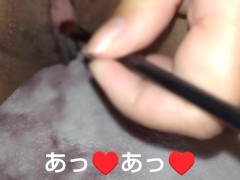 【字幕付き】クリカスをブラシでお掃除しながらオホッちゃう変態日本人女性。 - Screenshot 11 of 16 - 日本人