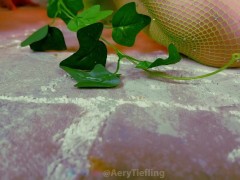 Poison Ivy - DC Comics cosplay - Trailer