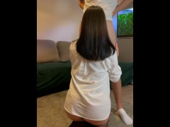 Изменяю своему парню, жадно сосу член друга, задыхаюсь от его спермы - Screenshot 4 of 16 - Blowjob