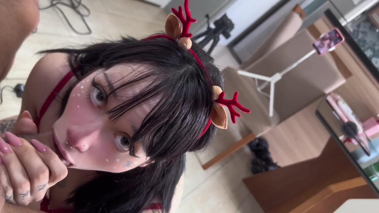 CHRISTMAS PERFECT MOUTH with SEX MACHINE in Pussy Ft Amberzinha  