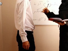 همکارم تو محل کار برام سیخ کرد و اینجوری از خجالتم درومد 🥵/ پر از مکالمه فارسی 2/16