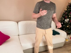 Мама Друга Проиграла в Футбол - Получила Член в Глубокую Глотку и Узкую Киску- Русское с Разговорами - Screenshot 5 of 16 - Redhead