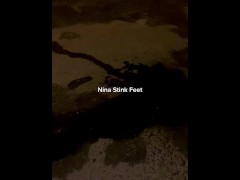 Slut pissing in the Street! Public Pee!