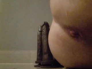 Тройной анальный фаллоимитатор заставляет меня кончать без помощи рук