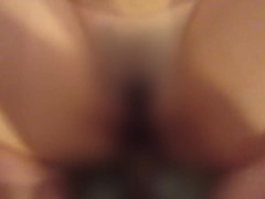 【カップル　はめ撮り】激しく突きまくる、フェラでビンビンにして最後は中出し！ - Screenshot 3 of 16 - Japanese