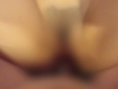【カップル　はめ撮り】激しく突きまくる、フェラでビンビンにして最後は中出し！ - Screenshot 4 of 16 - Erotic
