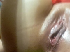 Разминка огурчиком к приходу Хозяина - Screenshot 16 of 16 - Hot Milf