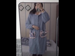 骚逼黑丝睡衣打飞机 - Screenshot 2 of 16 - Crossdresser