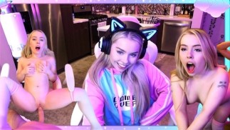 Трахаю девушку-геймера в прямом эфире на Twitch Stream Preview - Haley Spades