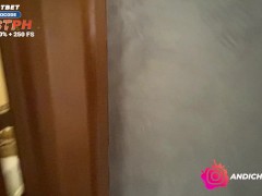 Застукал подружку в душе и трахнул ее сразу же - Screenshot 1 of 16 - в душе