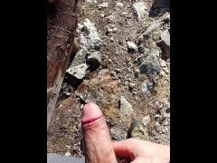 PISCIARE ALL'APERTO - piscio durante il trekking