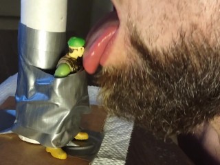 Kiss, Lick и Плевать на Крошечного Человечка!