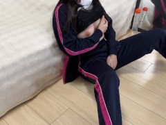 発情した部活帰りの女子大生は帰ってすぐにディルドと電マで本気オナニー連続痙攣イキ - Screenshot 4 of 16 - Bokep