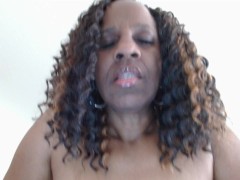 Moaning while you please me - Screenshot 15 of 16 - Girl Moaning