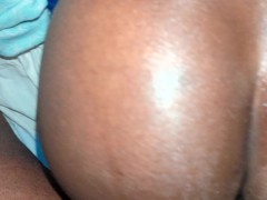 Cadeaux de Noël part 3- Ebony Star veux être allongée