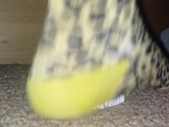 Box Crush & Trample in socks 👣👣