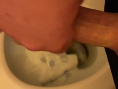WC bumm - Screenshot 14 of 16 - Amateur Blowjob