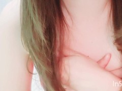 生理中のちっぱい娘の乳首オナニー♡ビンビン敏感乳首 - Screenshot 6 of 16 - Japanese Girl