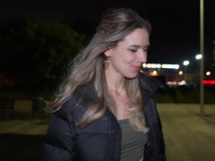 Hooked up with a tinder STRANGER, fucked him in public and let him give me a CREAMPIE - Hope Heaven - Screenshot 2 of 16 - Blonde