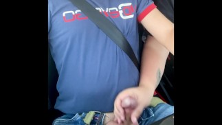 Real amateur handjob in the car