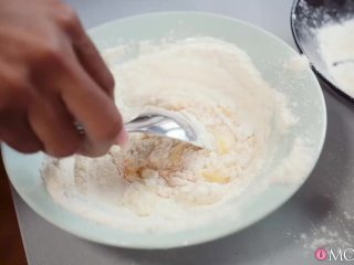 Big ass ebony MILF creampie - MOM XXX screenshot number 0