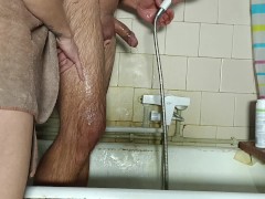 решила подставить мне свою попку,первый анальчик - Screenshot 1 of 16 - Sex In The Bathroom