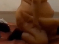 الكتكوتة كتحوا مع الوحش هادا هو لي قدرت نقوليكم على هاد الدكالي لي ضبرت عليه ولكن حواي كرفسني شتتني - Screenshot 1 of 16 - سكس مغريبي