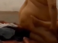 الكتكوتة كتحوا مع الوحش هادا هو لي قدرت نقوليكم على هاد الدكالي لي ضبرت عليه ولكن حواي كرفسني شتتني - Screenshot 10 of 16 - سكس مغربي جديد