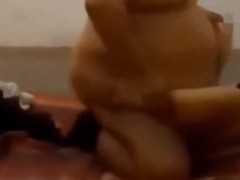 الكتكوتة كتحوا مع الوحش هادا هو لي قدرت نقوليكم على هاد الدكالي لي ضبرت عليه ولكن حواي كرفسني شتتني - Screenshot 5 of 16 - سكس مغربي جديد