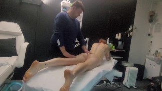 I came to the masseur, after a short massage he took care of my hole and brought me to orgasm