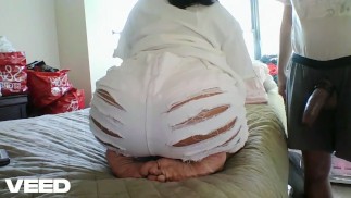 МЕДСЕСТРА ПРИНИМАЕТ БОЛЬШОЙ ЧЛЕН BBC, СКВИРТУЕТ И КОНЧАЕТ REAL PORN