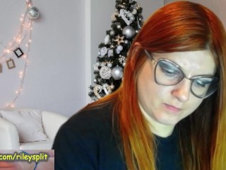 Подпишитесь прямо сейчас, чтобы получить бесплатный JOI и эксклюзивный контент! Кроме того, тебе понравятся мои пухлые, готовые к поцелуям губы!