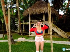 Bounce, Codi, bounce! - Screenshot 11 of 16 - Masturbation