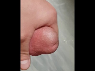 Quick Masturbation with a Squirt