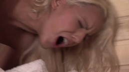 Mga Bagay-bagay Init Habang Boroka Bolls May Anal Na May Guy Sa Silid Sa Silid sa Steam