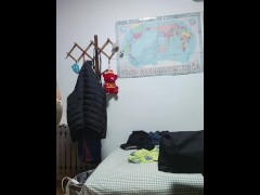 性感男生展示肉丝和黑丝连裤袜 - Screenshot 5 of 16 - Naked