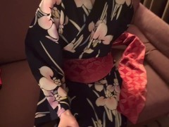 【素人】京都一泊旅行で浴衣で一人エッチしちゃいました…個人撮影/オナニー/パイパン/浴衣 - Screenshot 3 of 16 - Female Orgasm