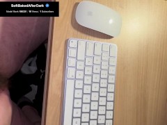Touching Myself At Work - Screenshot 6 of 16 - Femboy