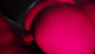 sexo noturno com a meia-irmã gostosa. bunda perfeita