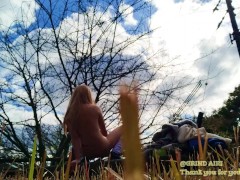 「最高♪気持ちよすぎ♡」青空の下で公園で露出オナニーするギャル - Screenshot 11 of 16 - ギャル