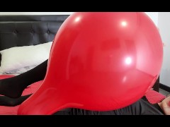 Sit to pop with my 18 inch balloon - Screenshot 7 of 16 - Balloon Fetish