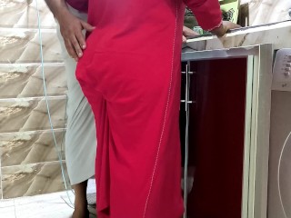 سکس ایرانی با مرضیه خانم نظافتچی شوهردار حشری سکس دختر و پسر بدنساز