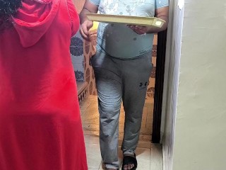 يسمح لي صديقي الديوث بمضاجعة زوجته ناك خرمي فشخ طيزي فحل عنتيل سكس جديد