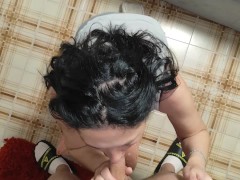 Stepmom MILF gave a Sloppy Blowjob with Cum in Mouth to Horny Stepson