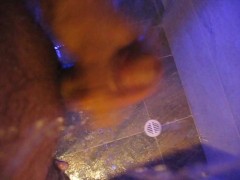 SMALL PENIS LEFT HANDED HANDJOB UNDERWATER