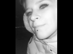 В общественном парке, на скамейке, на глазах у прохожих. Продолжение следует... - Screenshot 8 of 16 - Amateur Blowjob