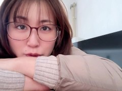 お仕事前に急にオナニーしたくなっちゃった♡ 1/16